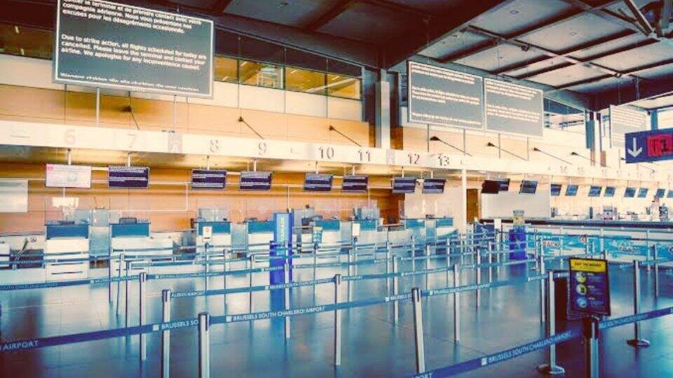 Brussels Charleroi Aiport check-in