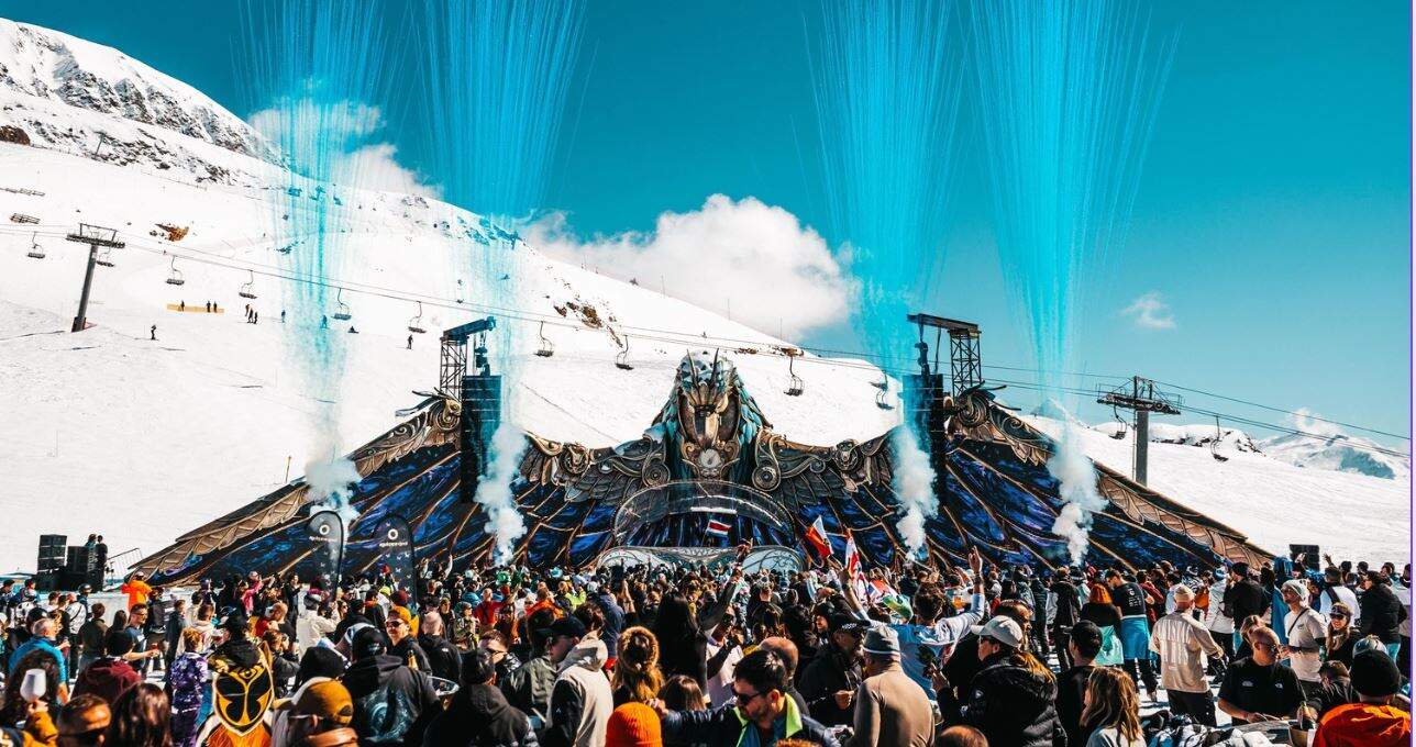 Tomorrow land winter stage