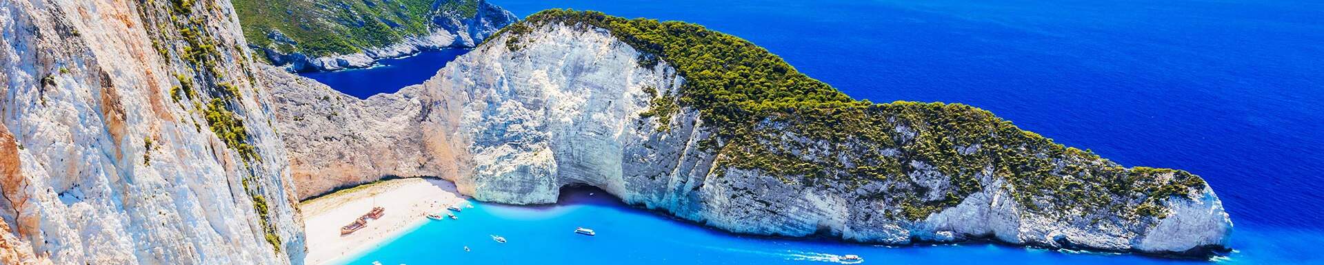 Rotsachtige kust van Grieks eiland Zakynthos
