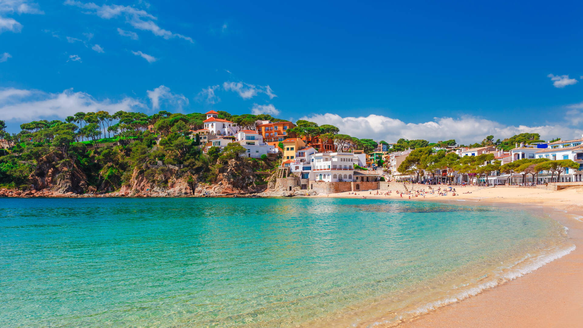 Zonnige kust van Costa Brava, Spanje