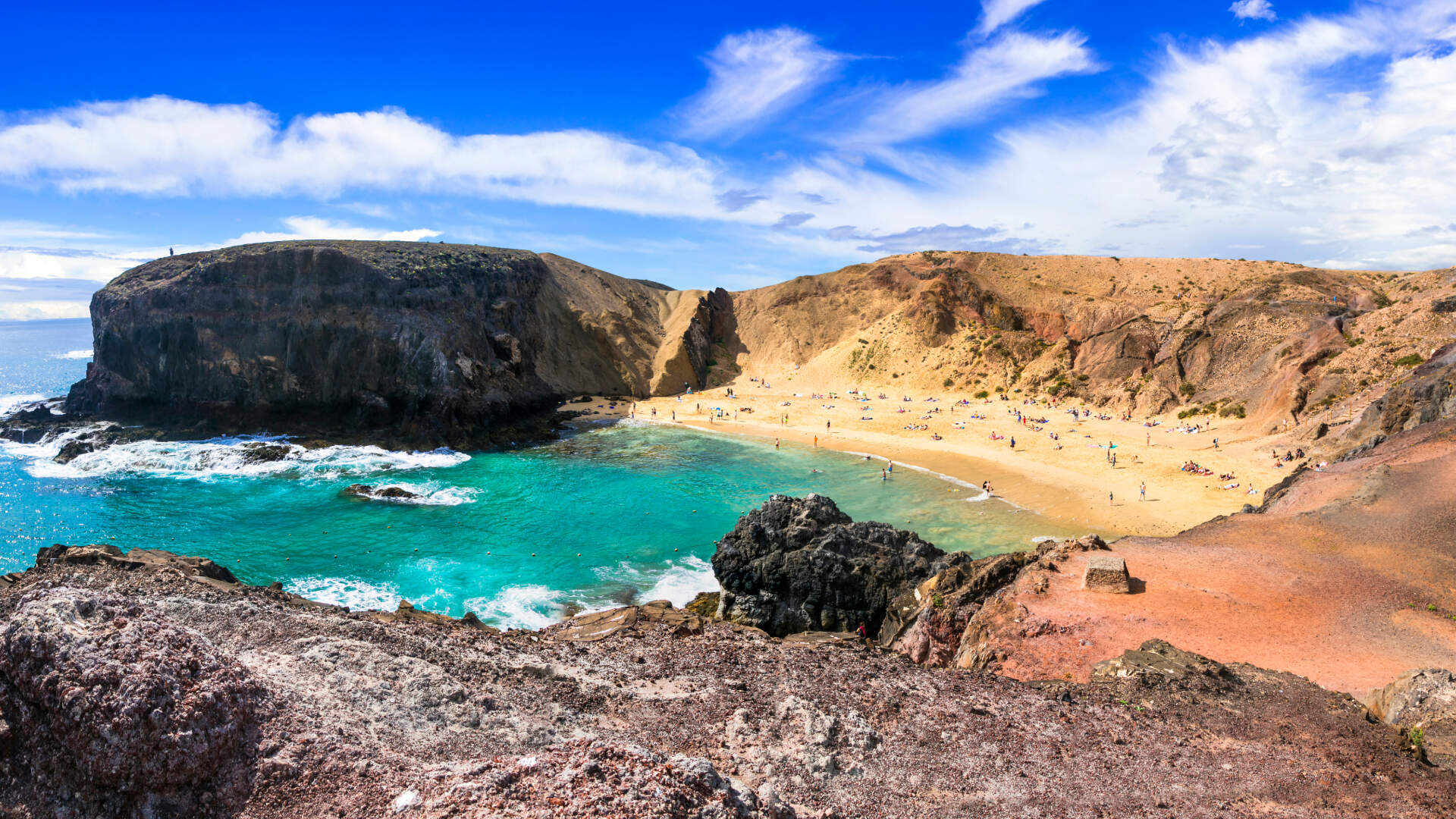 Zonnige kust van Lanzarote, Spanje