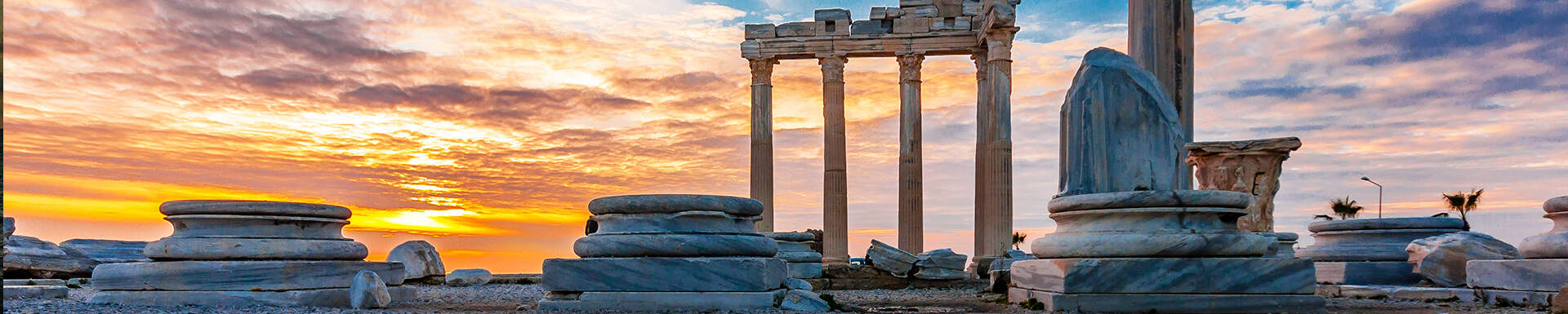 Eeuwenoude tempel in Side, Turkije