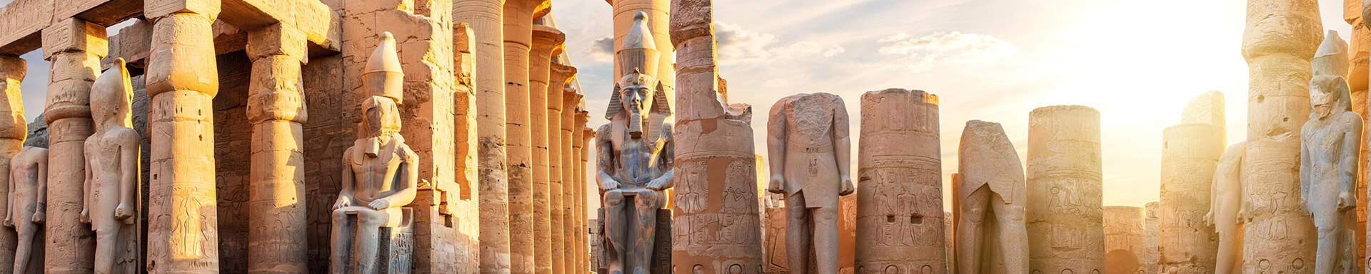 Egyptische ruïnes in de stad Luxor