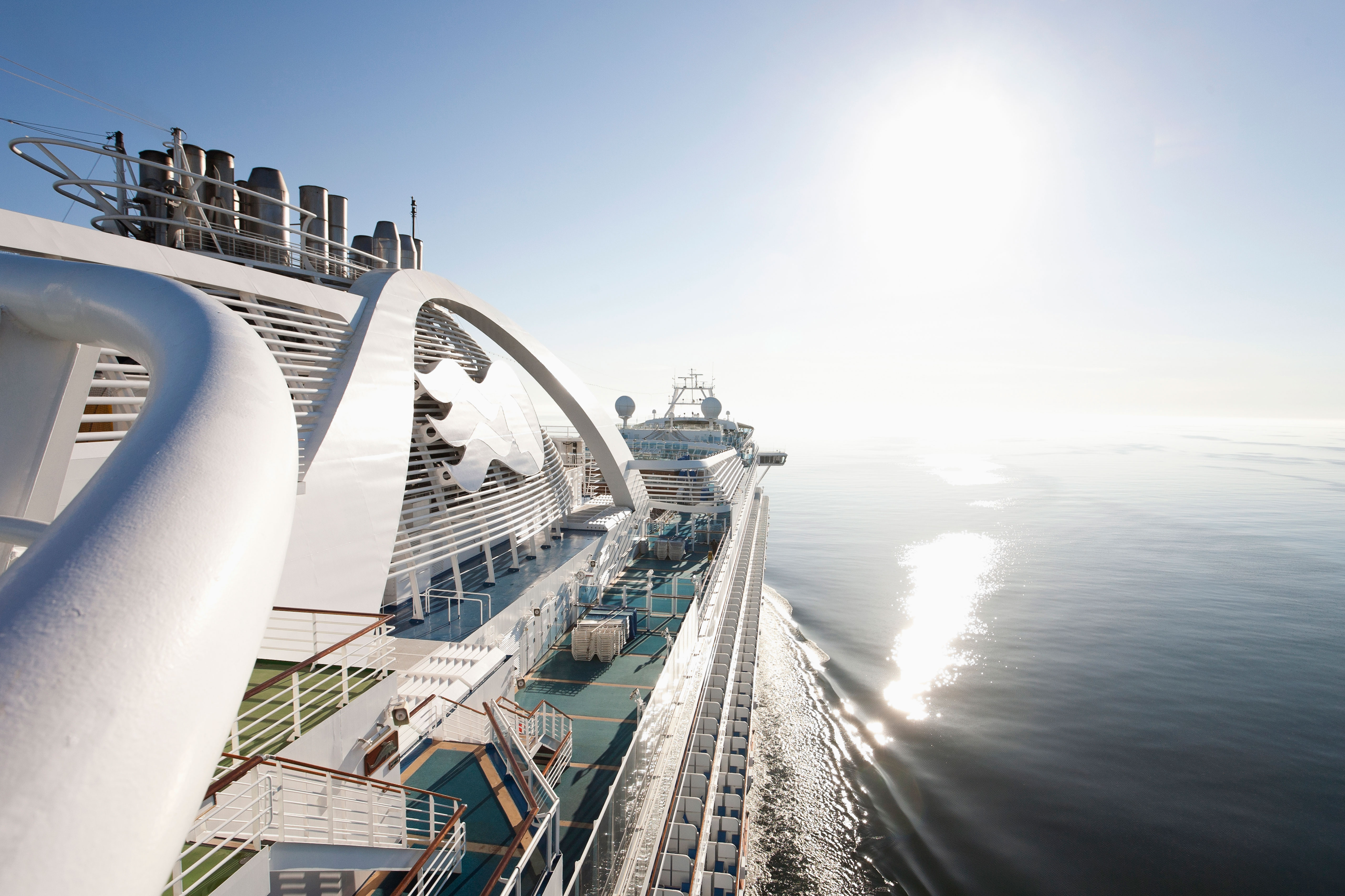 Icelandic & Norwegian Fjords Cruise met Emerald Princess 