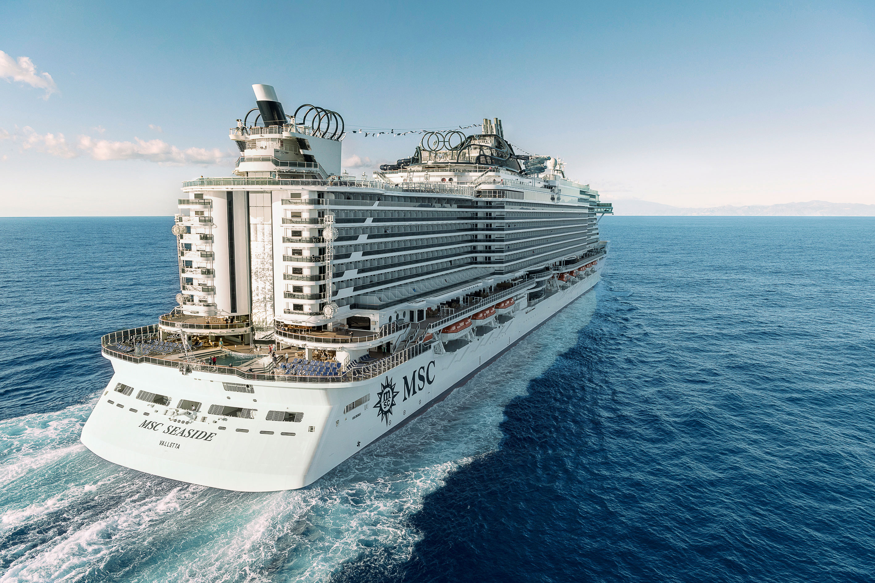 MSC Grand Voyages Cruise met MSC Seaside 