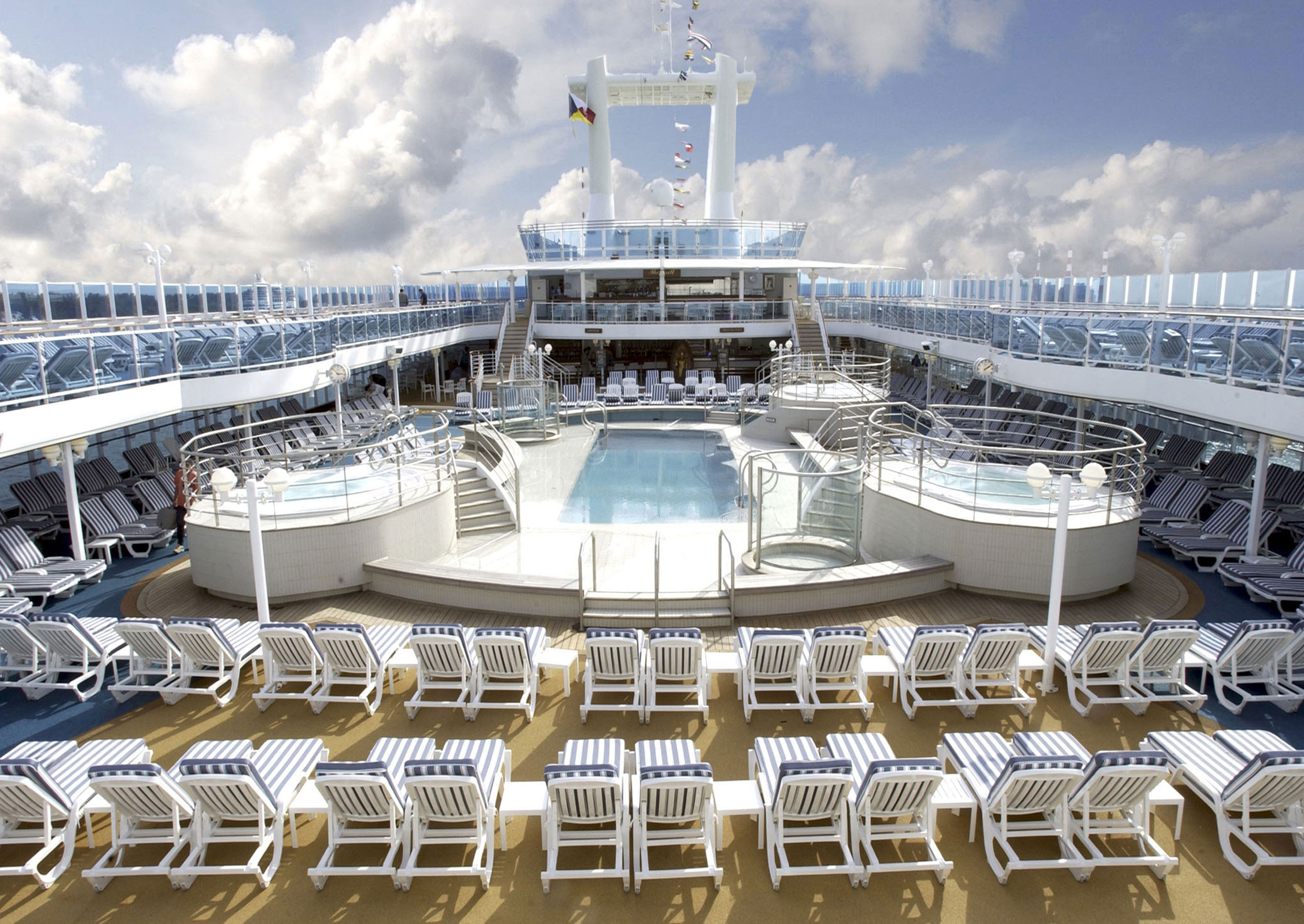 Circle Caribbean Cruise met Coral Princess 